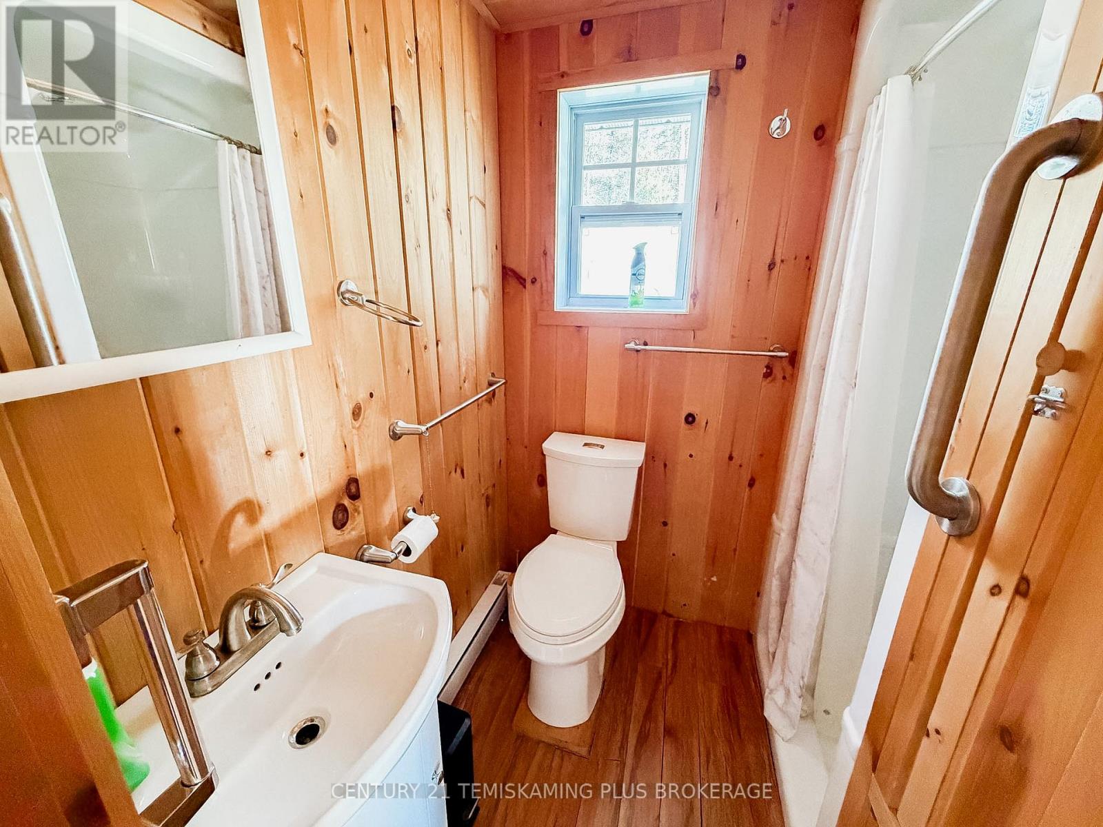877804 BASS LAKE ROAD - 34