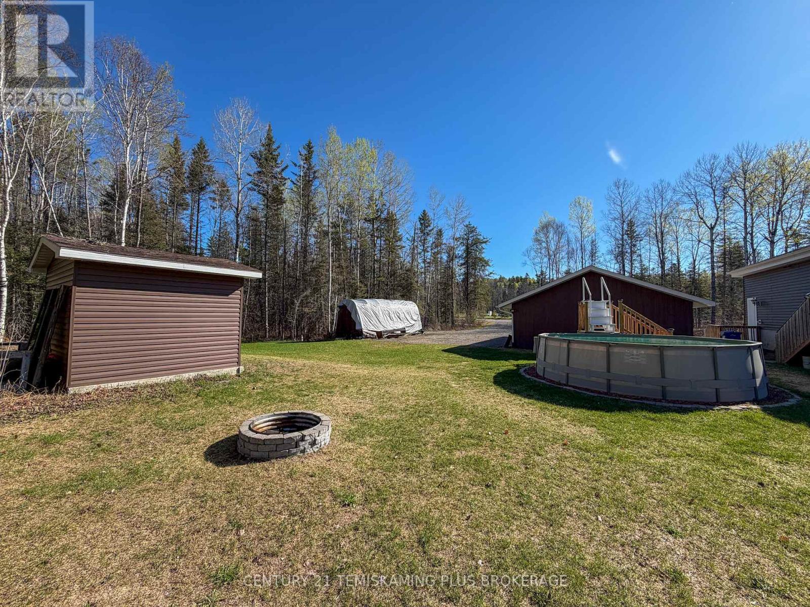877804 BASS LAKE ROAD - 39