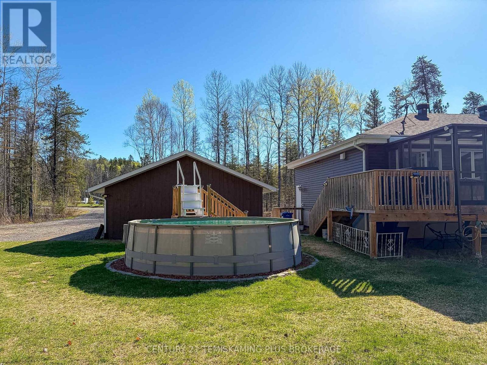 877804 BASS LAKE ROAD - 42