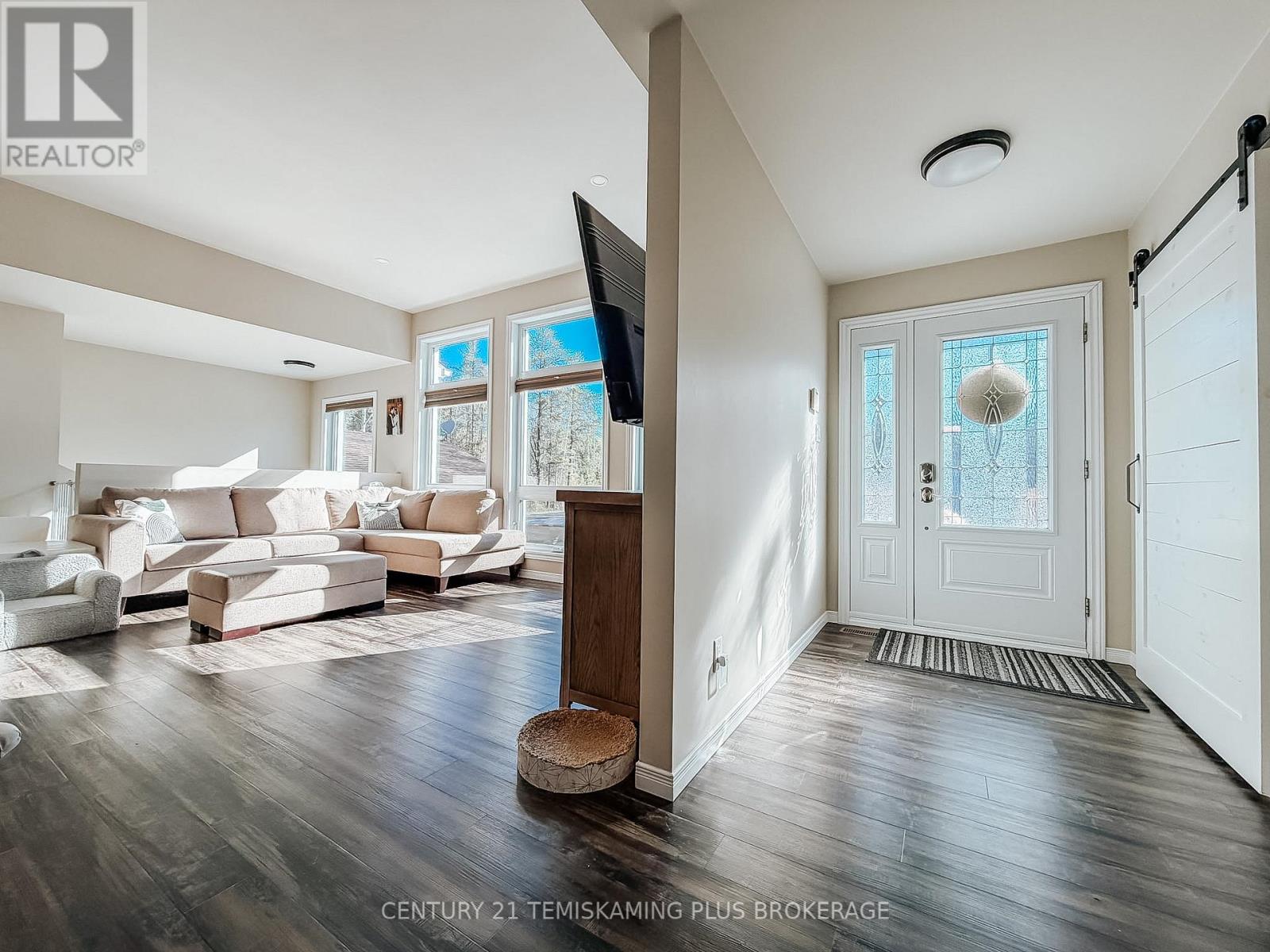 877804 BASS LAKE ROAD - 6