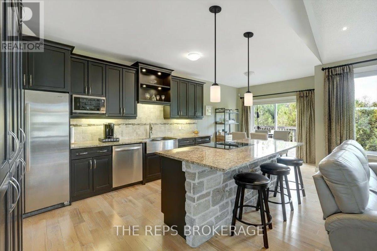 206 COUNTRY LANE DRIVE S - 11
