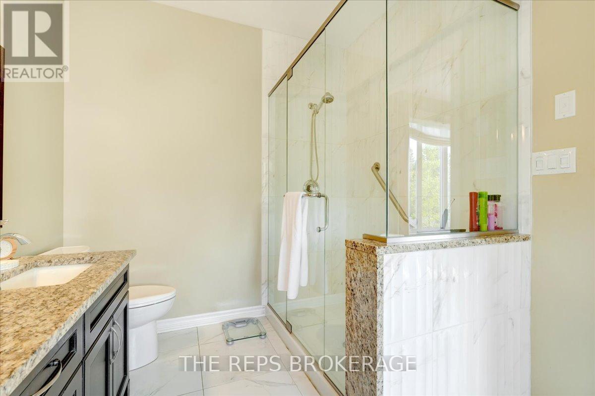 206 COUNTRY LANE DRIVE S - 22