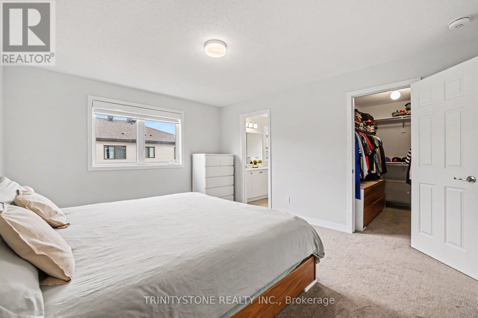 225 BILLRIAN CRESCENT - 21