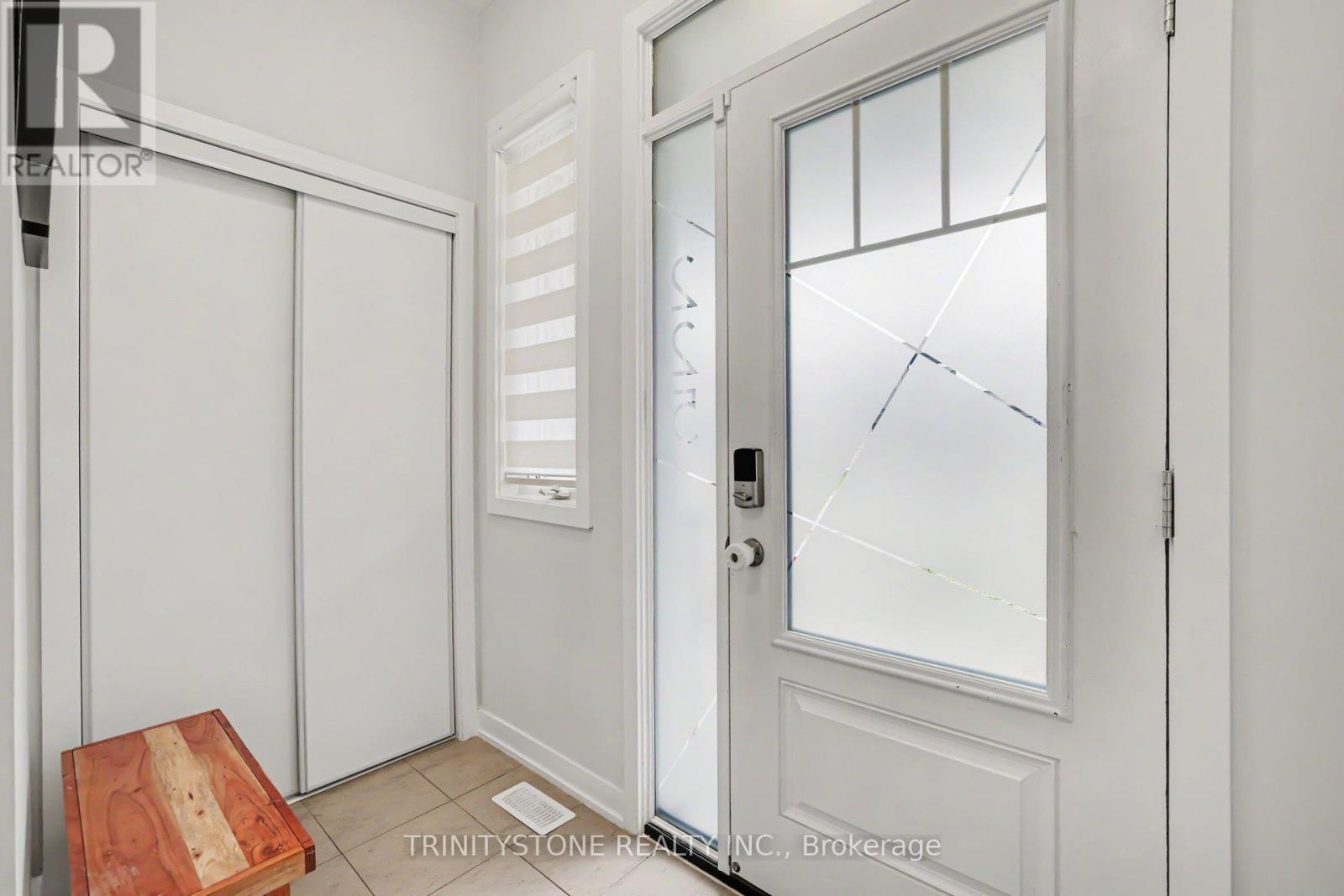 225 BILLRIAN CRESCENT - 6