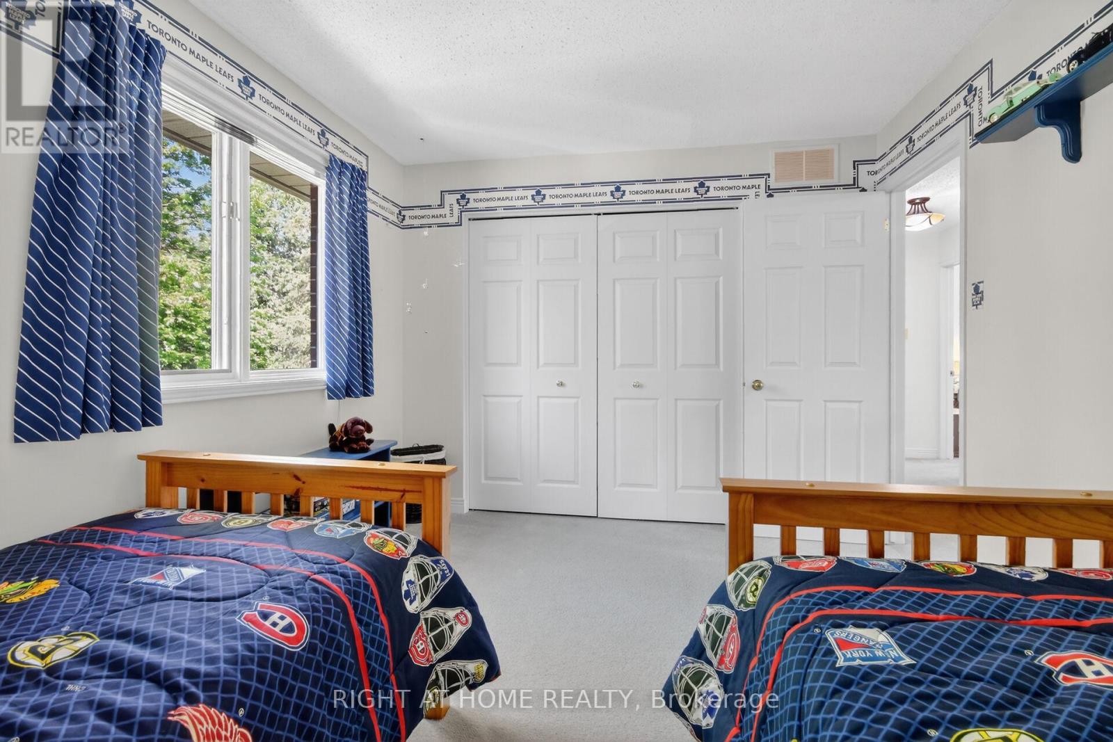 66 BEECHFERN DRIVE - 32