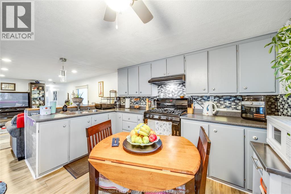 137 DANA DRIVE - 13