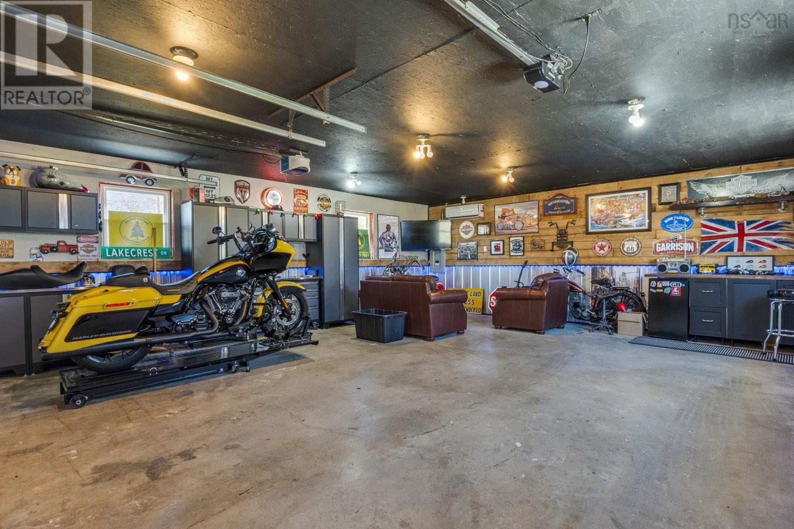 569 Lakecrest Drive - 46
