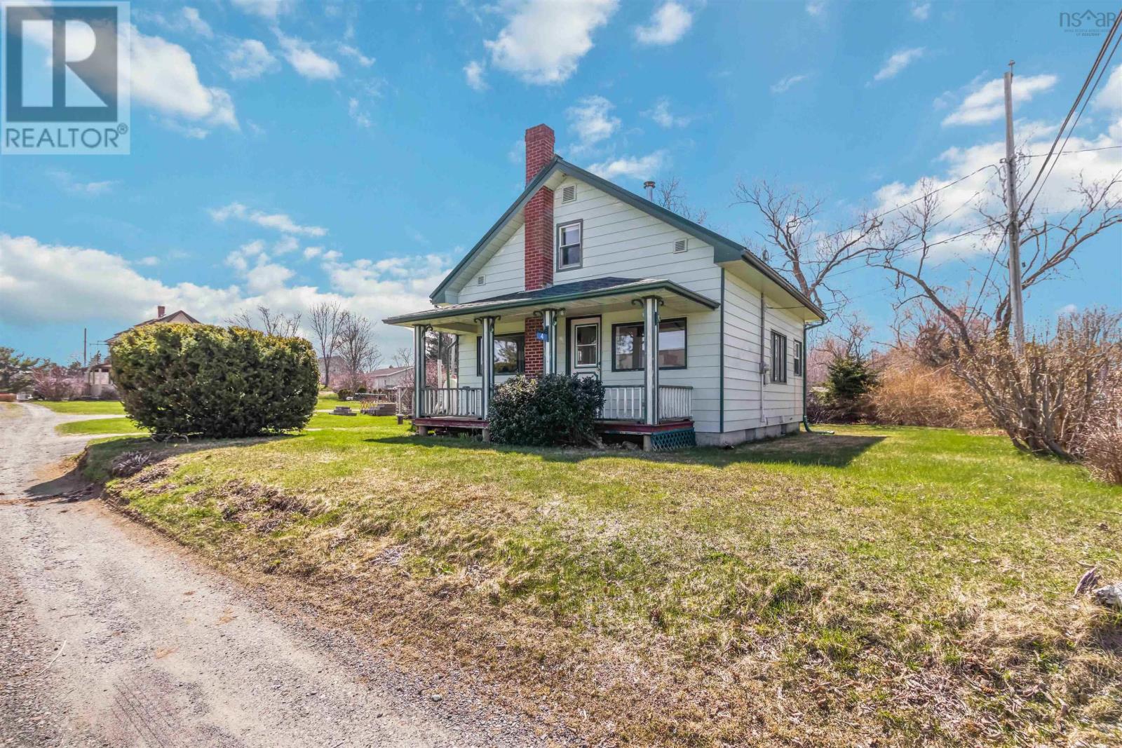 4 Herbert Road - Image 3