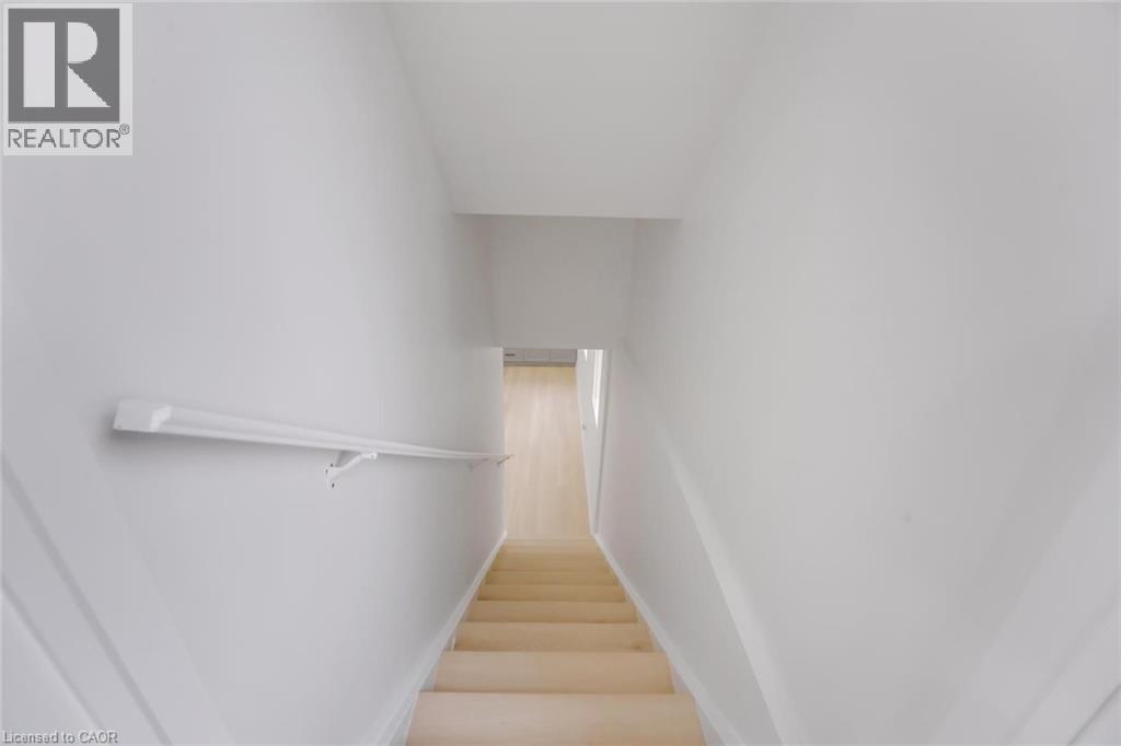116 CROSSMORE Crescent - 41