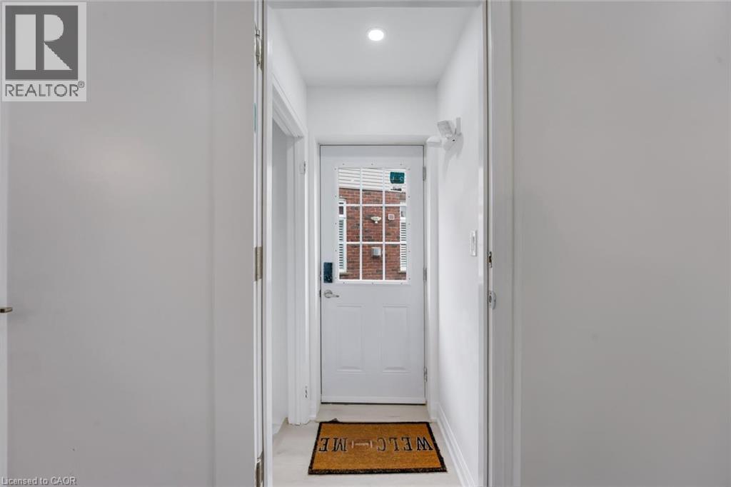 116 CROSSMORE Crescent - 40