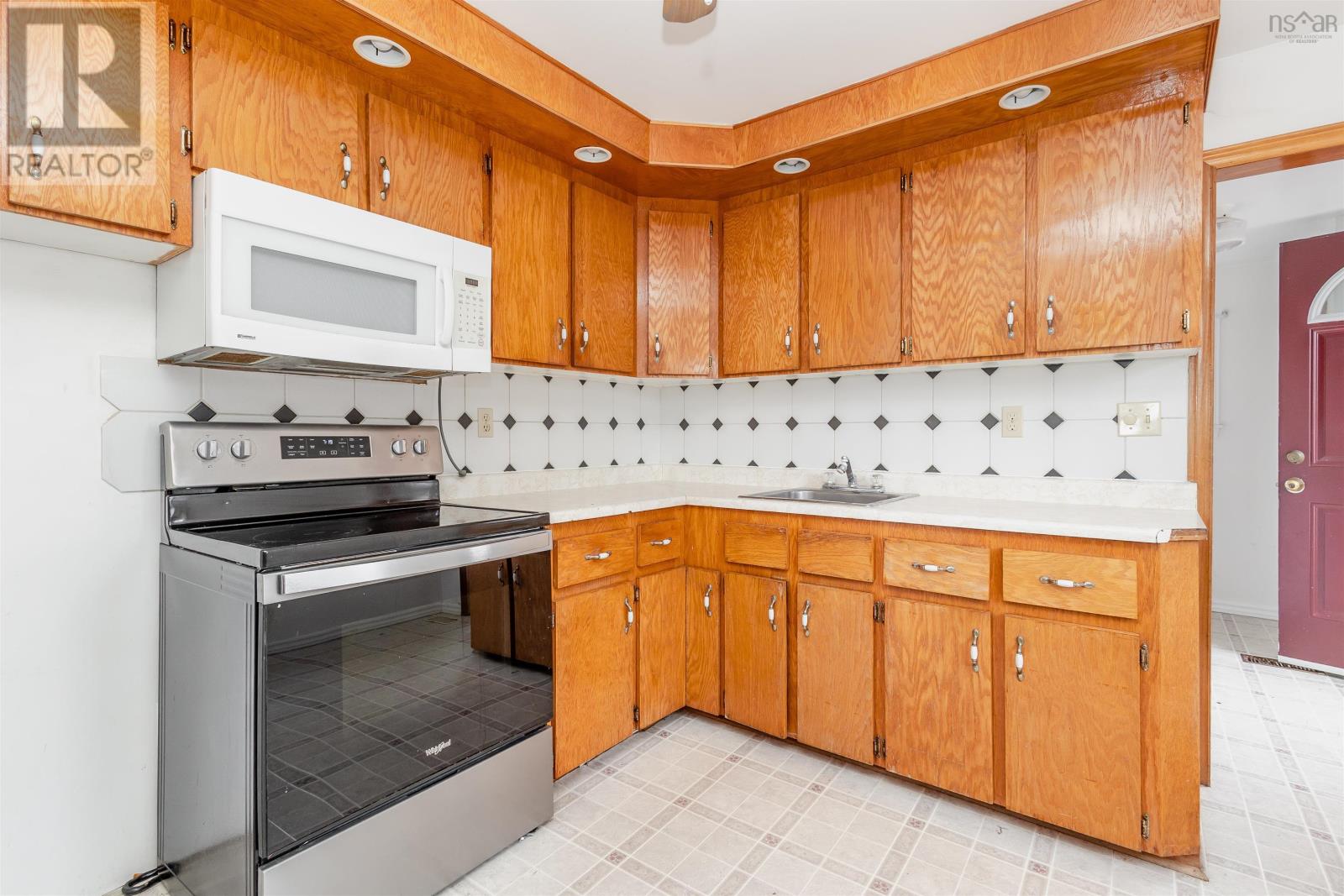 #145 Vulcan Avenue - 10