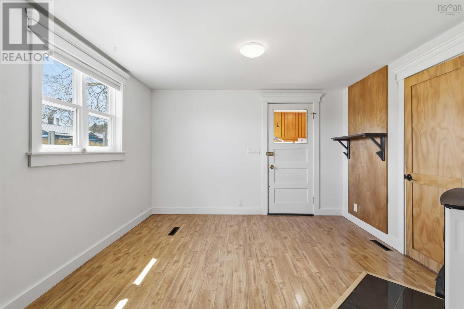 4 Herbert Road - 16