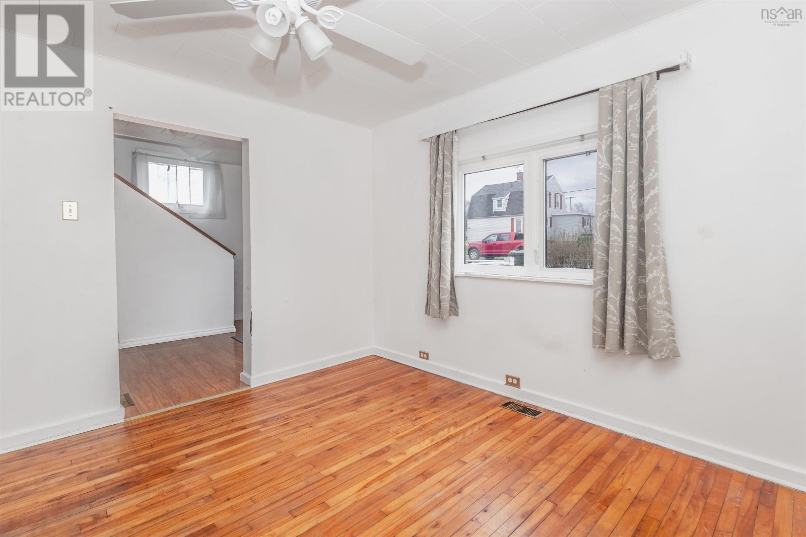 #145 Vulcan Avenue - 14