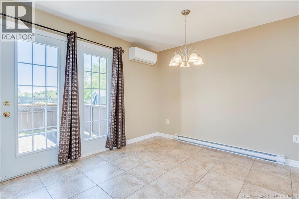 153 Ivy Road - 11