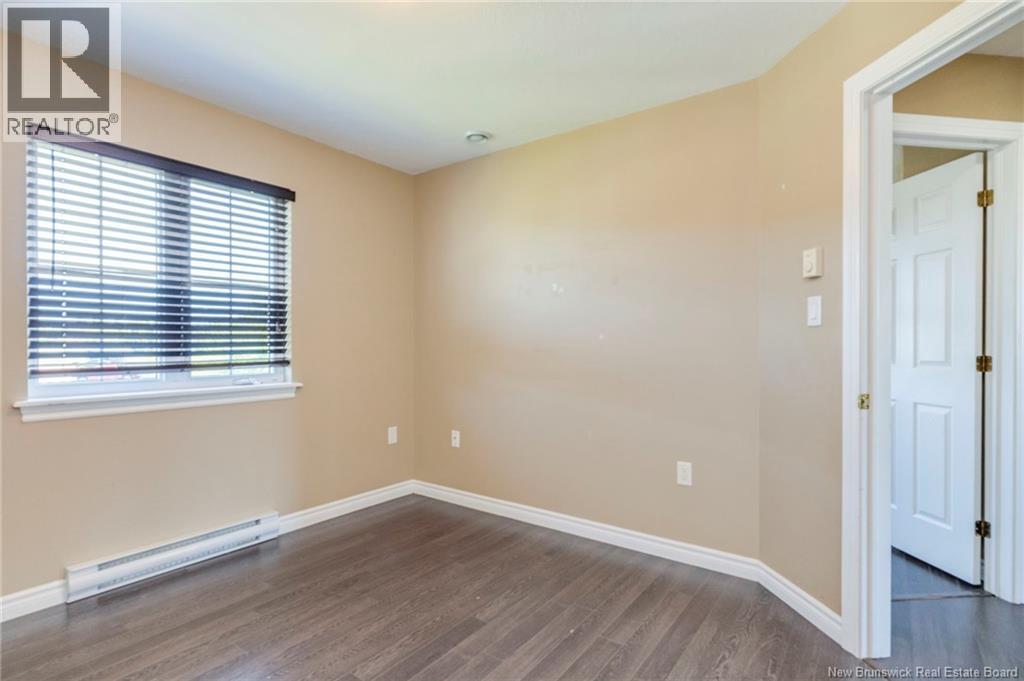 153 Ivy Road - 16