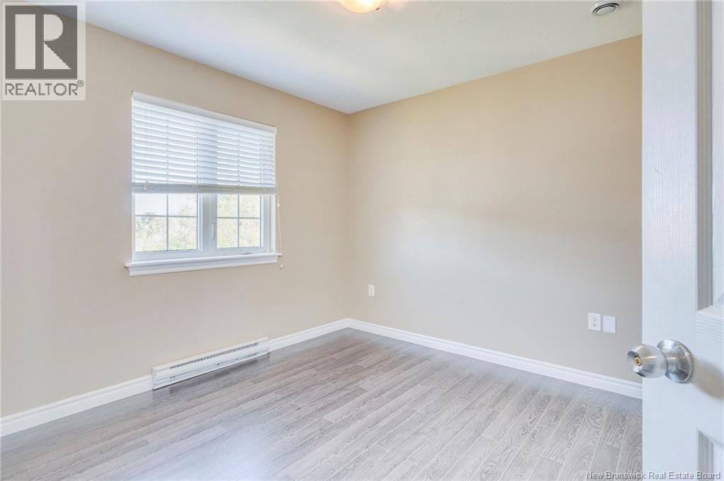 153 Ivy Road - 18