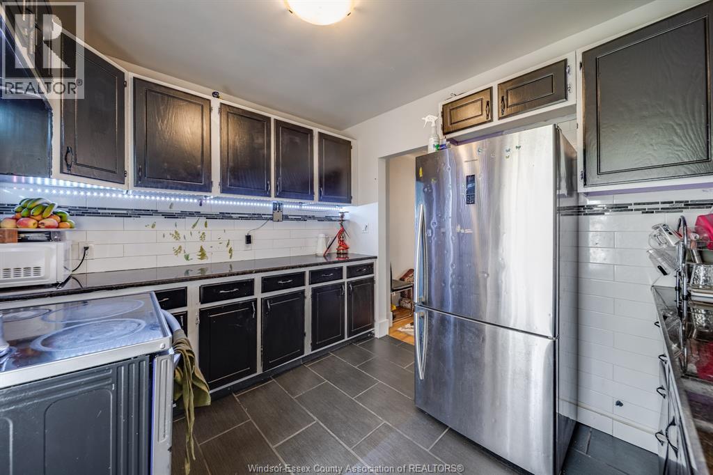 1180 LANGLOIS AVENUE - 13