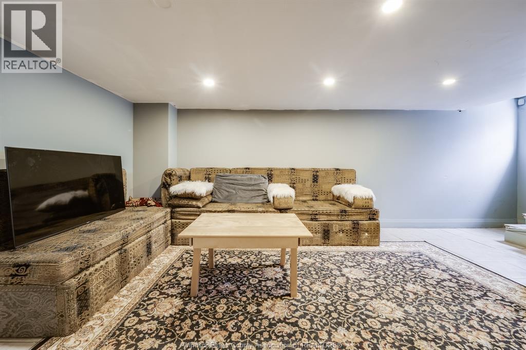 1180 LANGLOIS AVENUE - 26