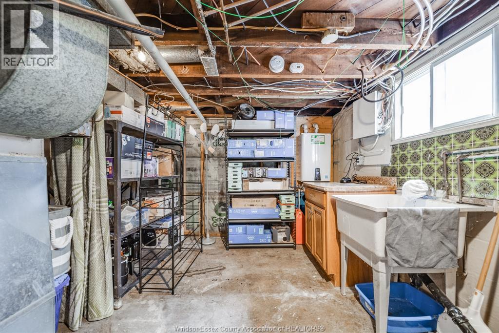 1180 LANGLOIS AVENUE - 32