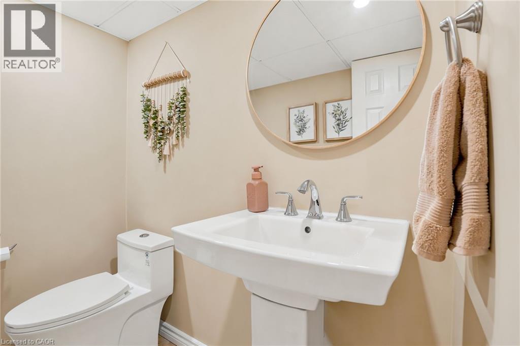35 GRETNA Court - 25