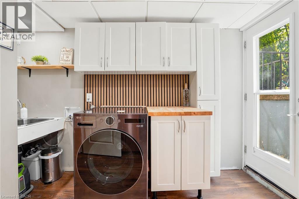 35 GRETNA Court - 27