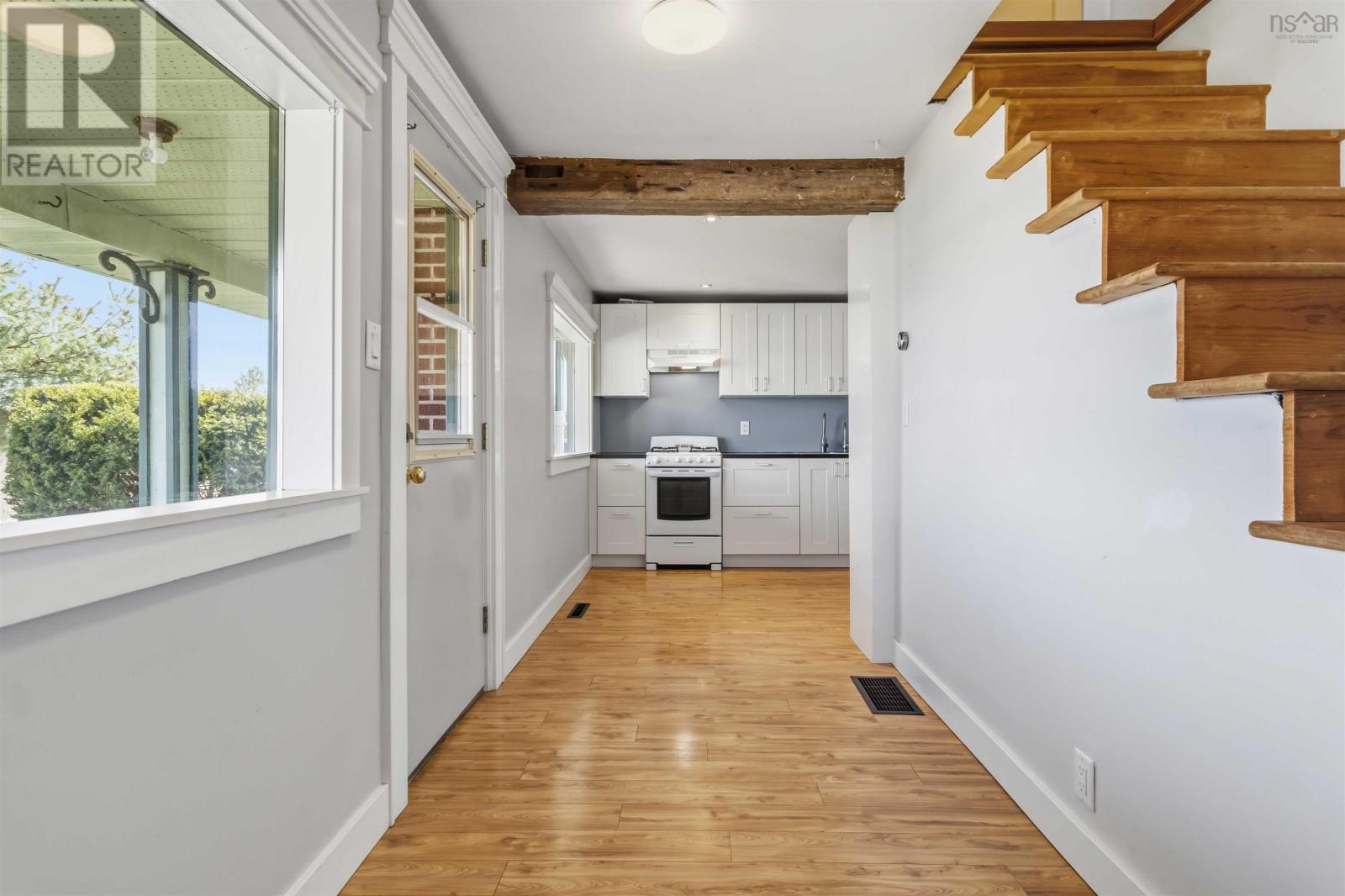 4 Herbert Road - 7