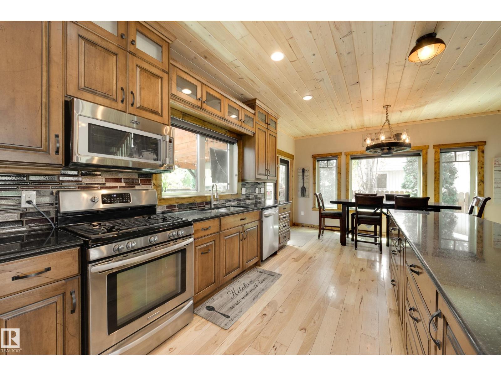 10811 67 ST NW - 13
