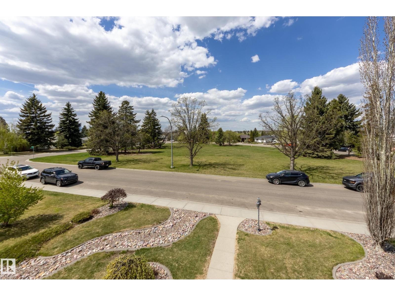 10811 67 ST NW - 34