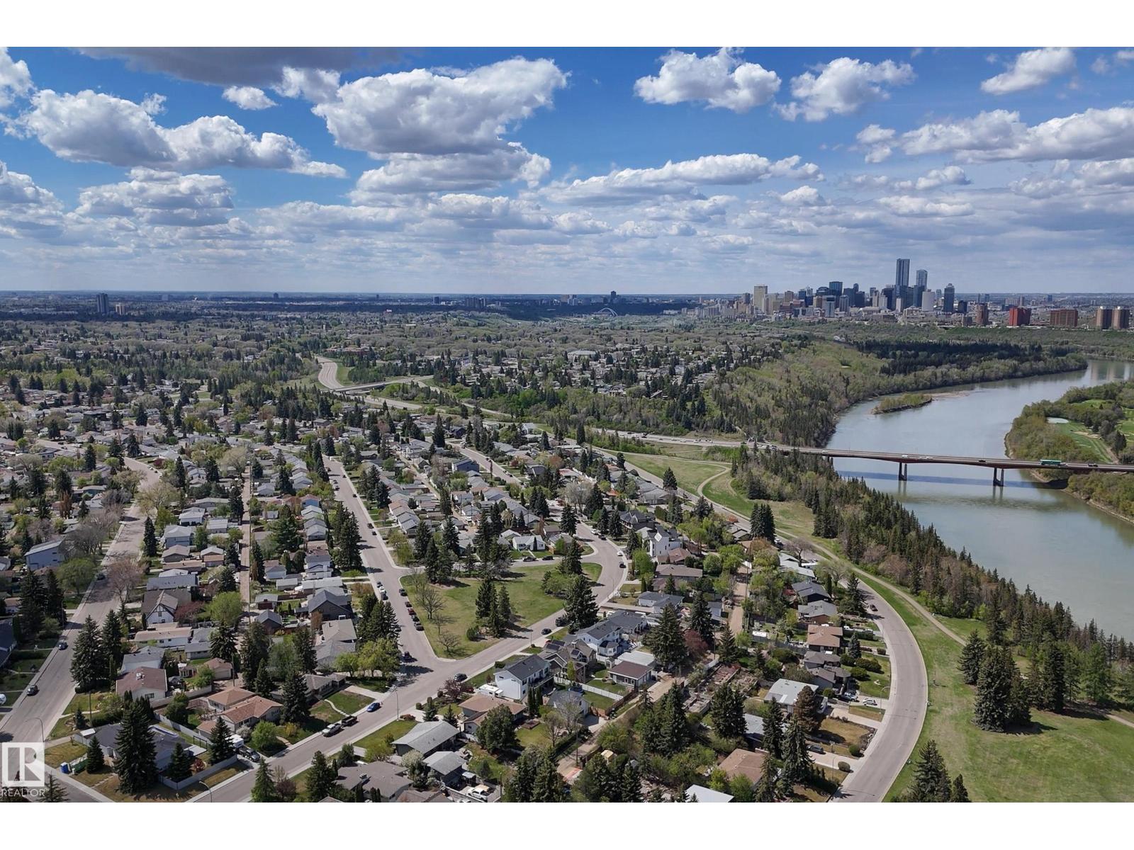 10811 67 ST NW - 59