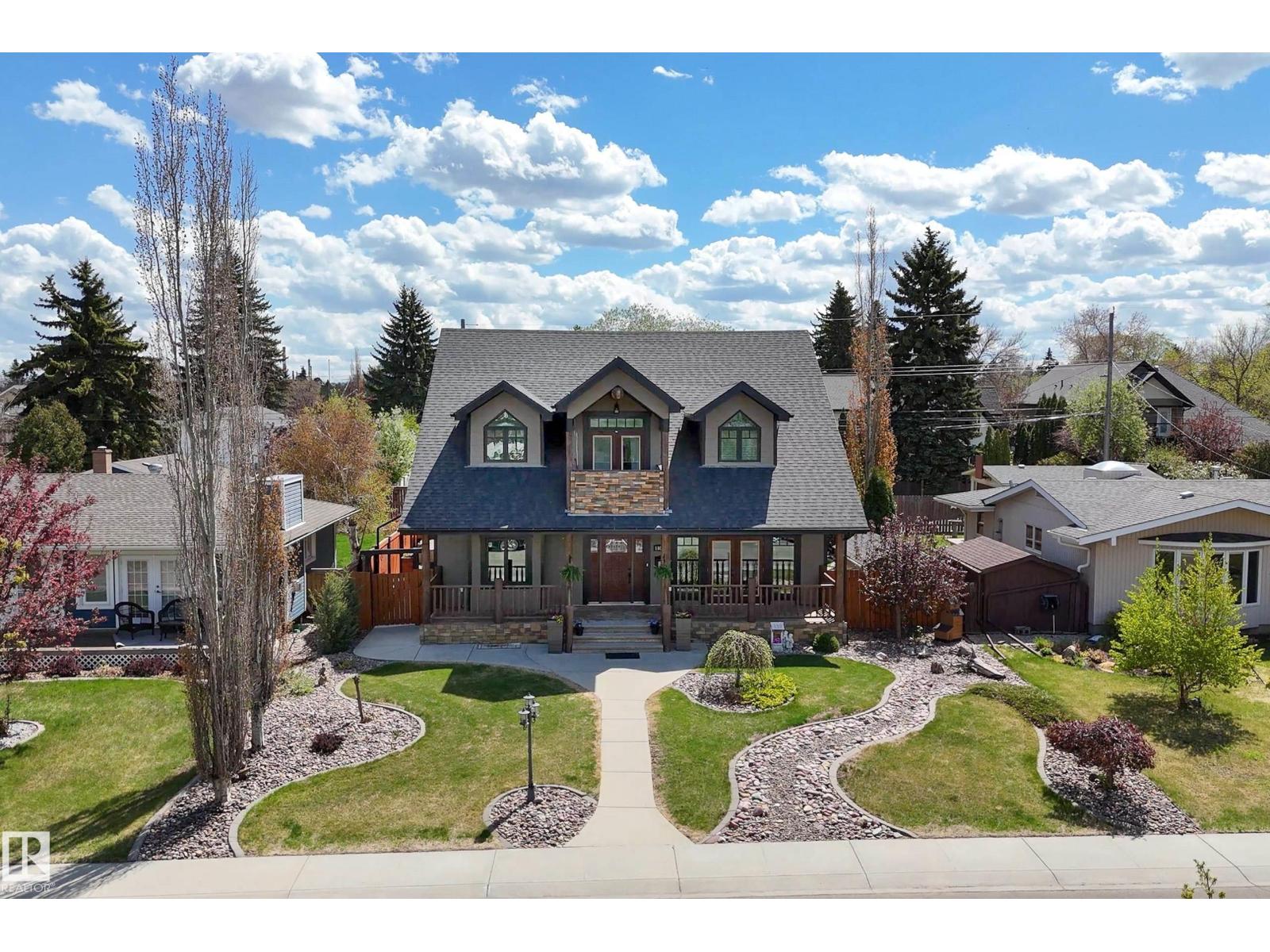 10811 67 ST NW - 60