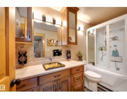 10811 67 St Nw, Edmonton, AB T6A2S3 Photo 57