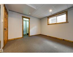 10811 67 St Nw, Edmonton, AB T6A2S3 Photo 48