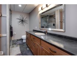 10811 67 St Nw, Edmonton, AB T6A2S3 Photo 17