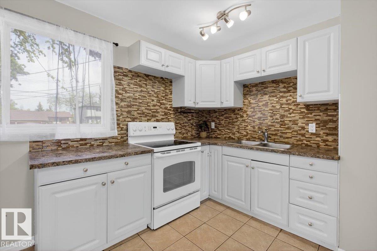 4630 114 AV NW - 15