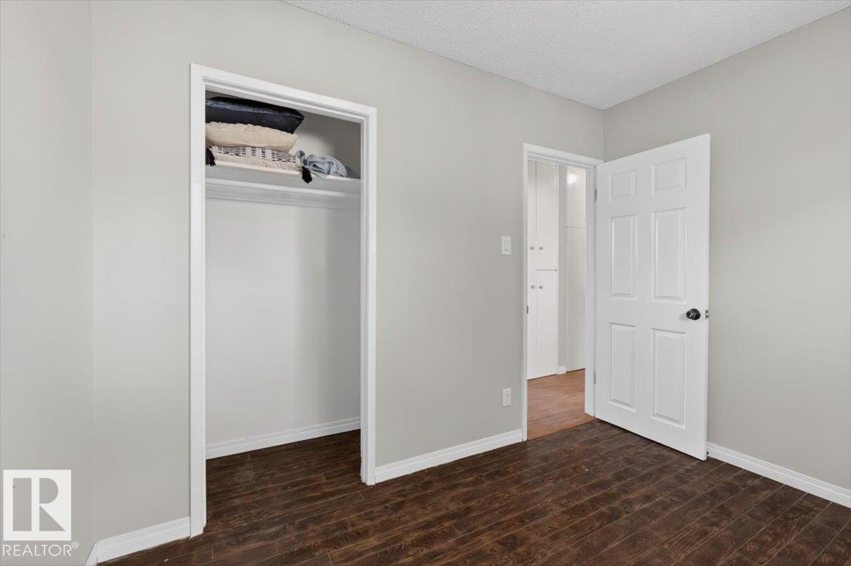 4630 114 AV NW - 24
