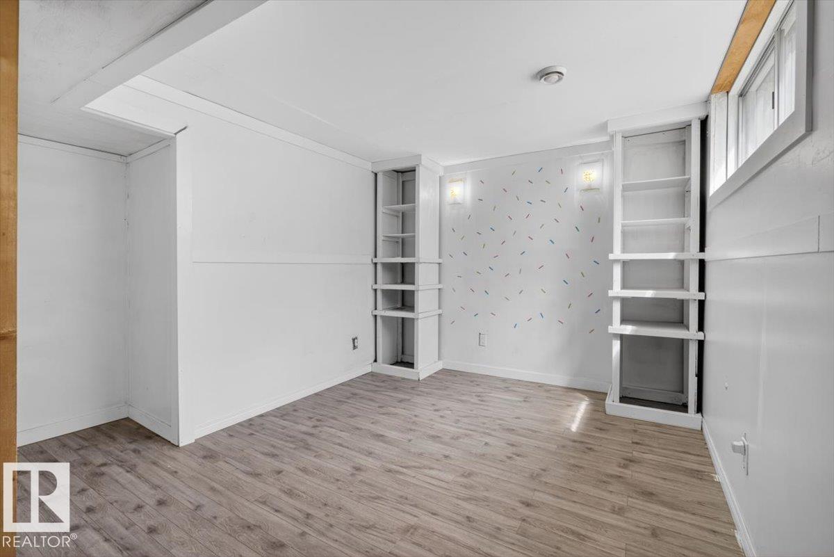 4630 114 AV NW - 34