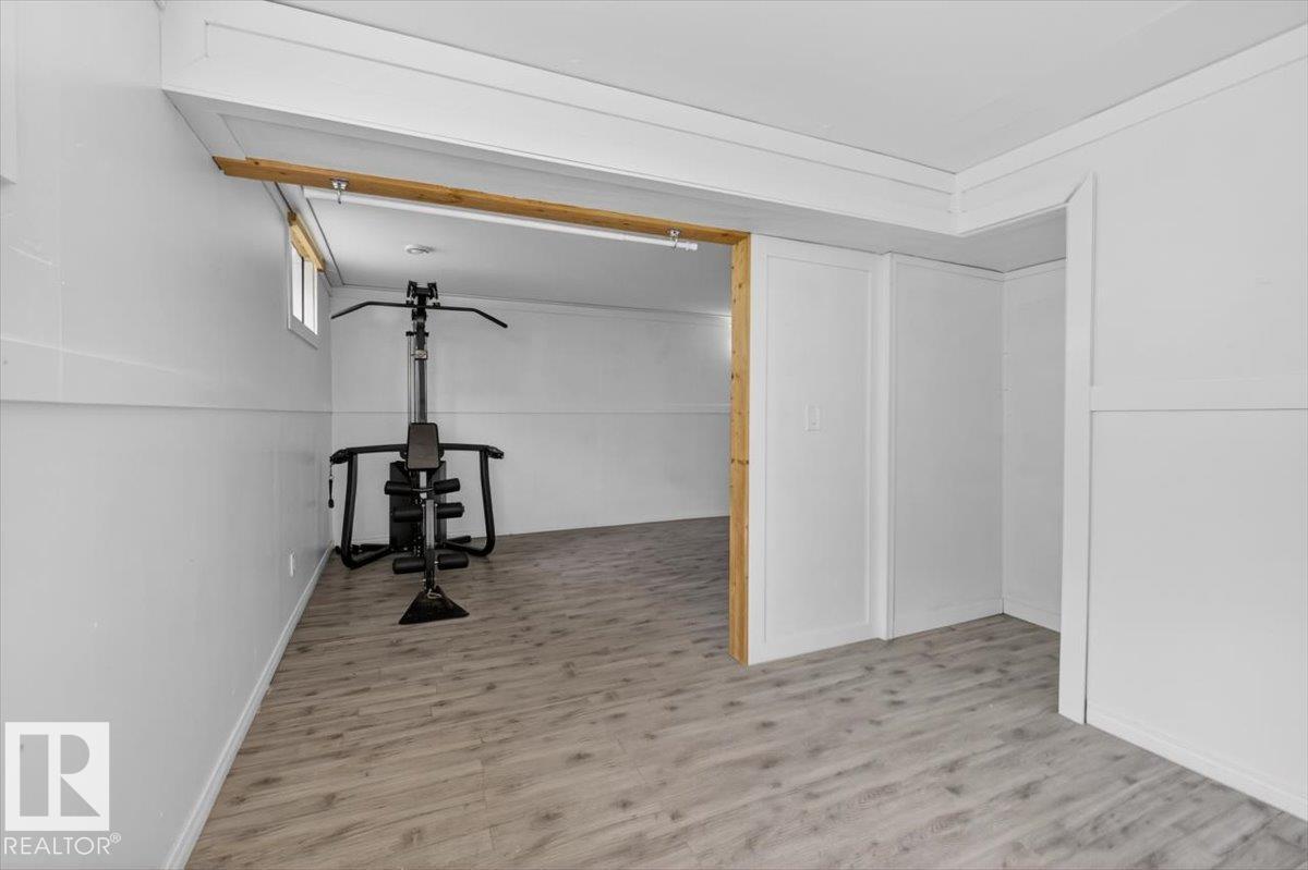 4630 114 AV NW - 35