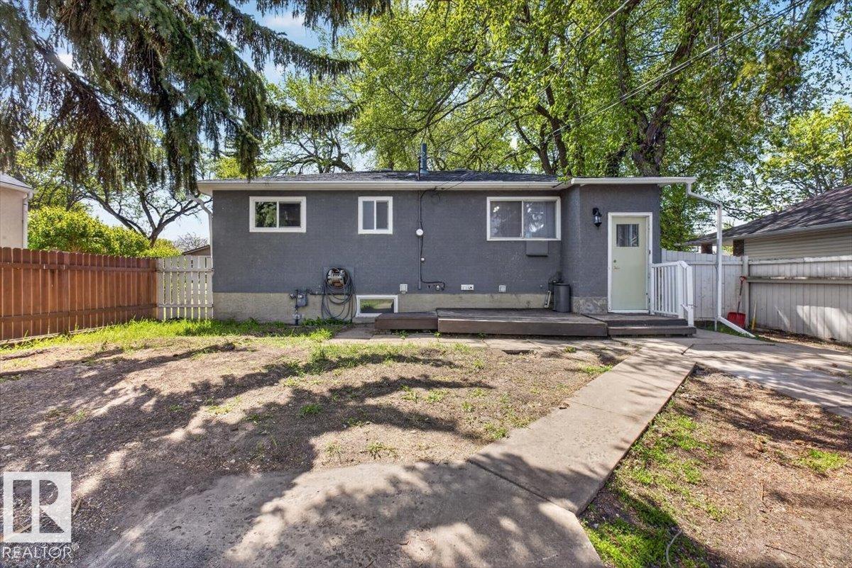 4630 114 AV NW - 40