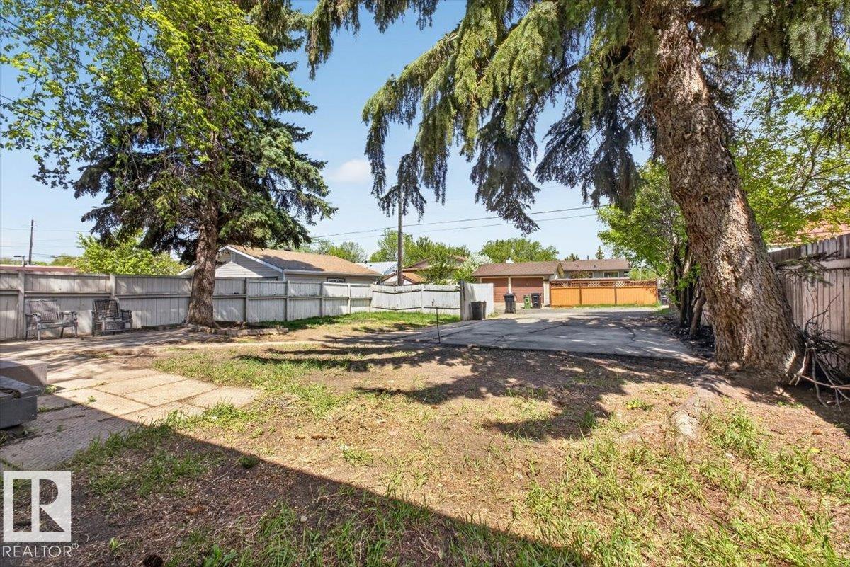 4630 114 AV NW - 42