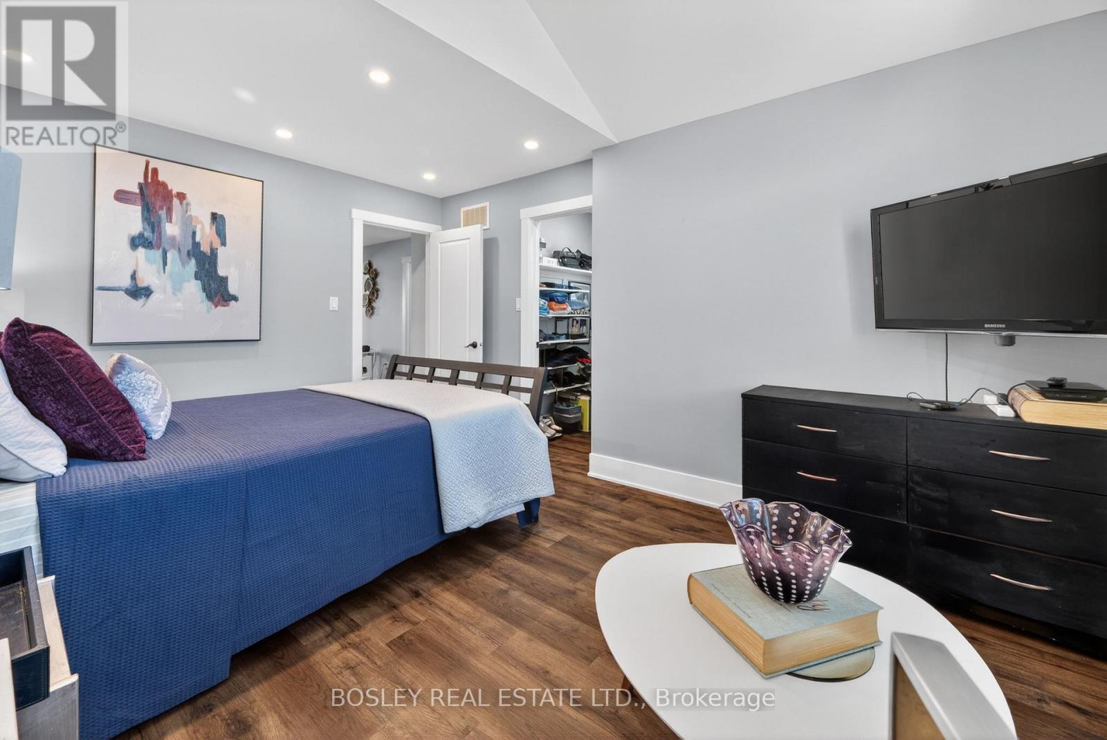 2 BETTINA PLACE - 20