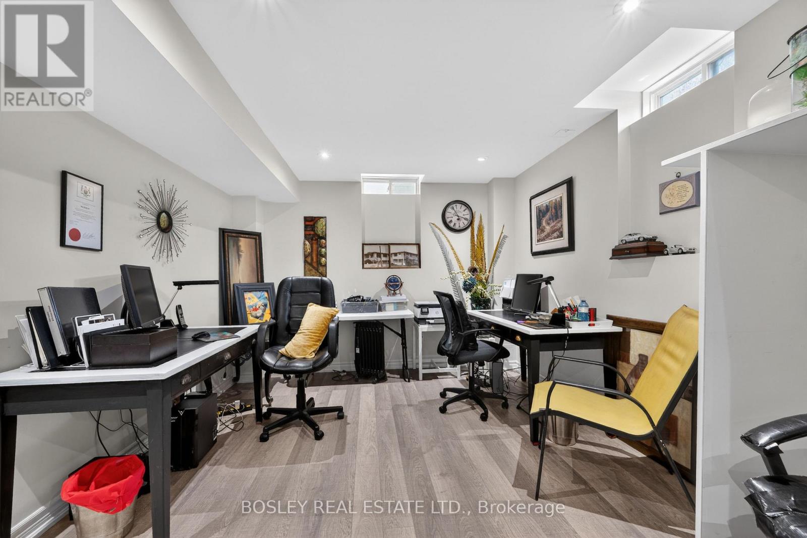 2 BETTINA PLACE - 27