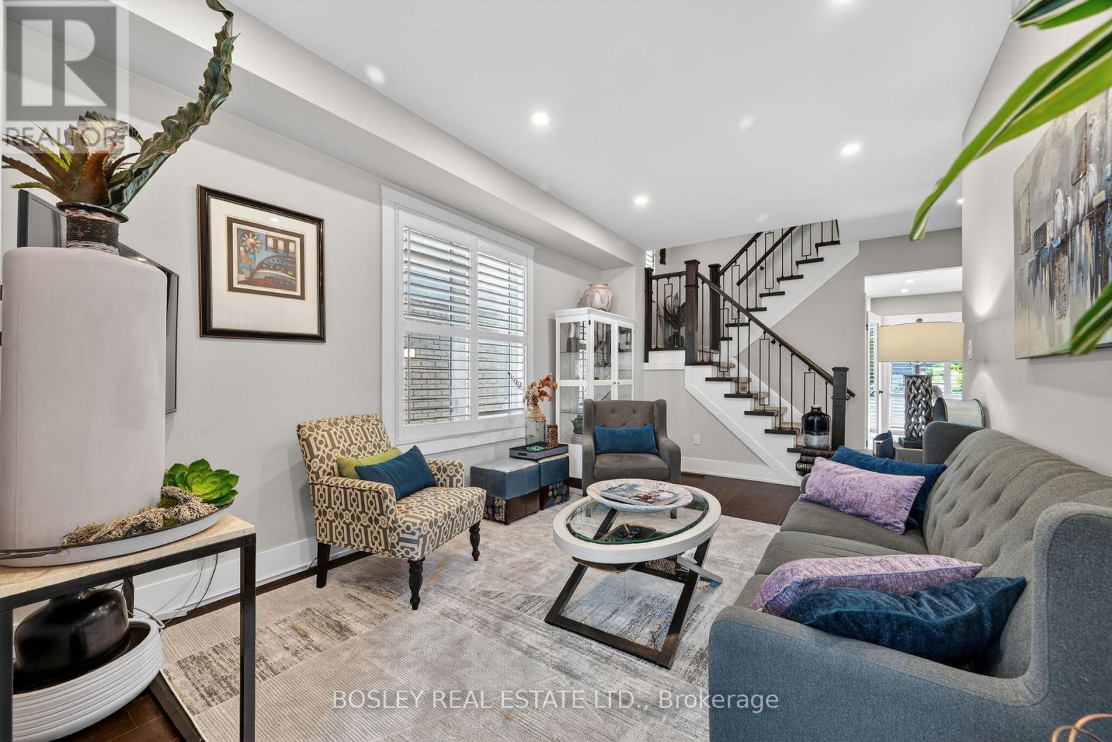 2 BETTINA PLACE - Image 3