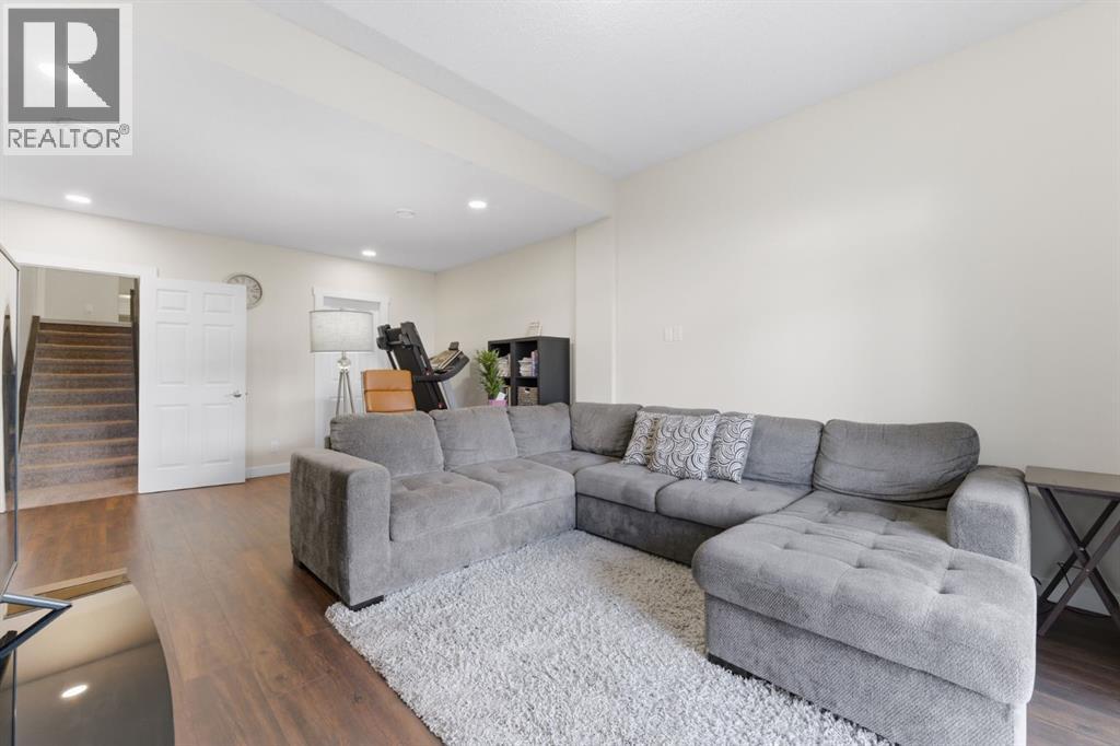 9 Sage Bluff Rise NW - 32
