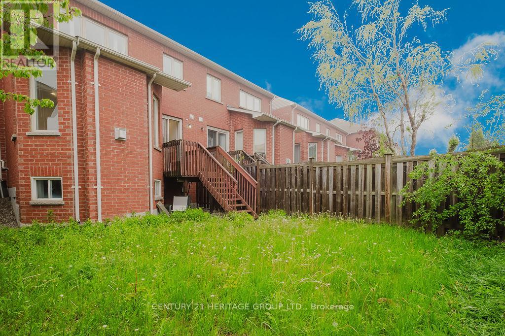 21 THISTLE AVENUE - 43