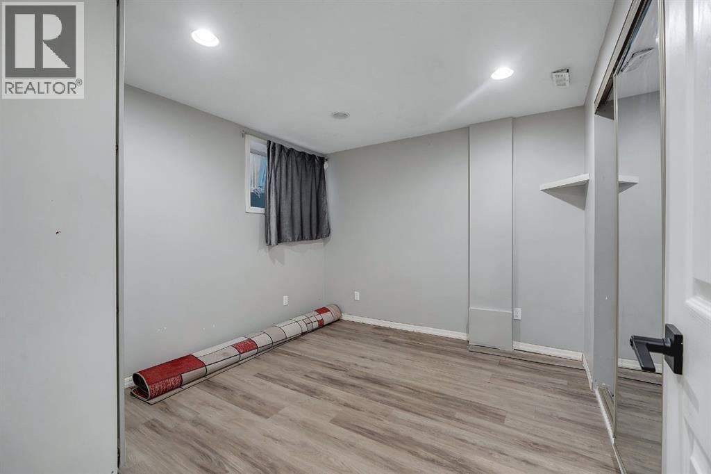 278 Saddlefield Place NE - 33