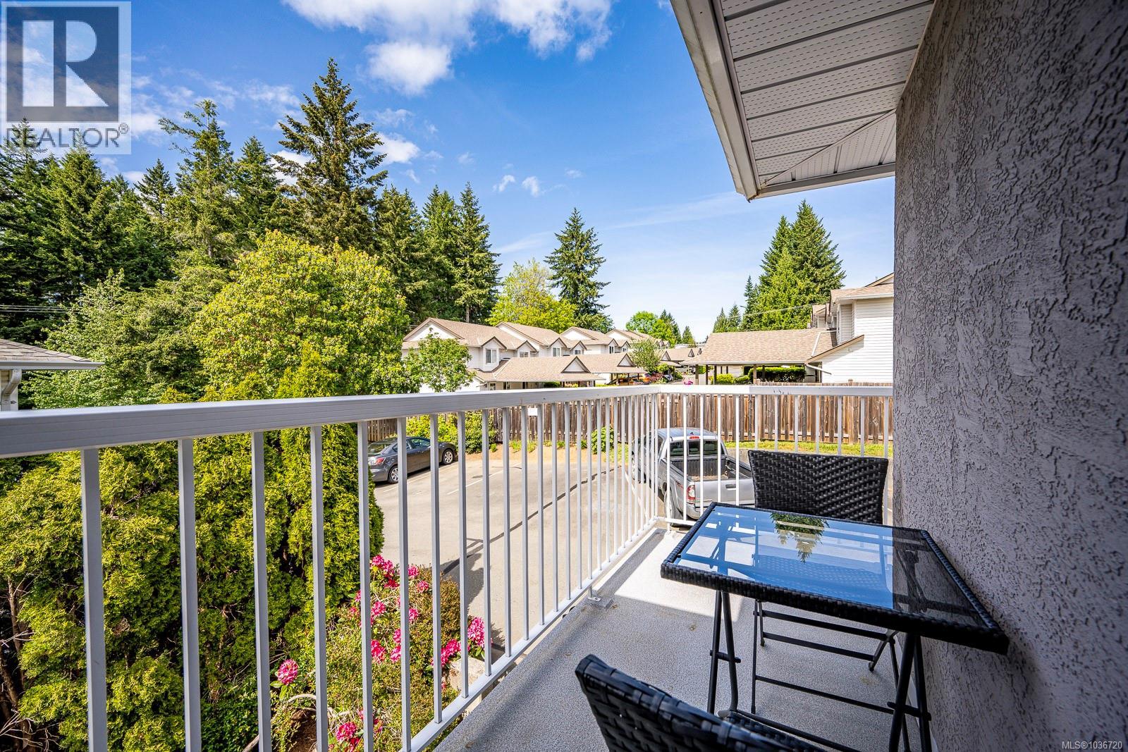 #203 4706 Alderwood Pl - 12