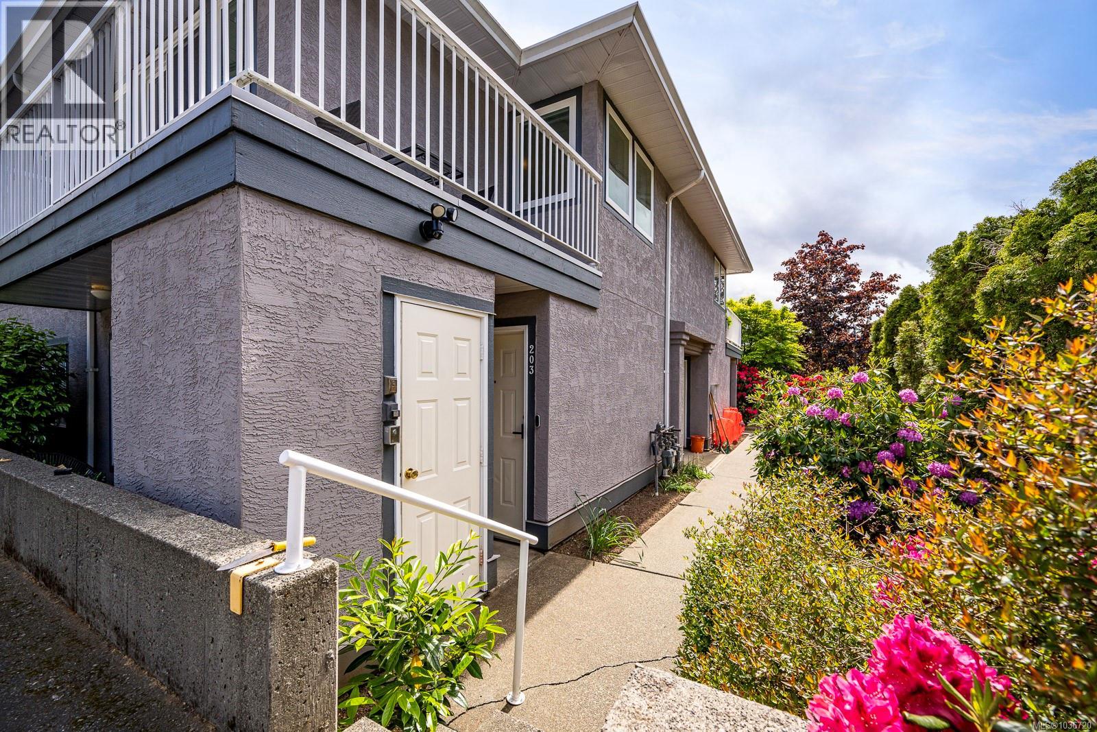 #203 4706 Alderwood Pl - 14