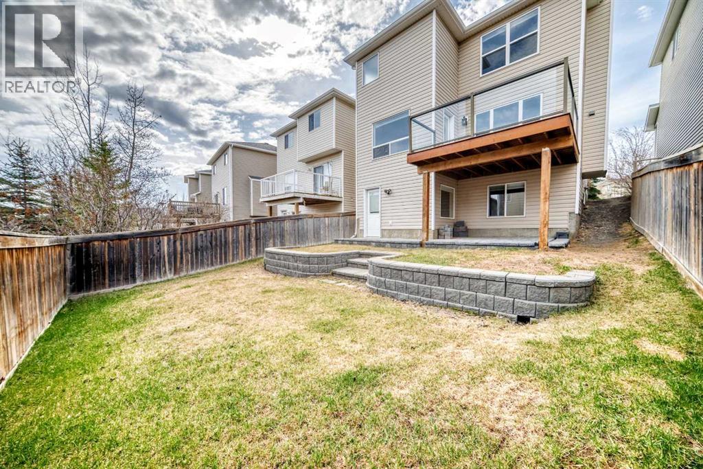 54 Royal Elm Road NW - 31