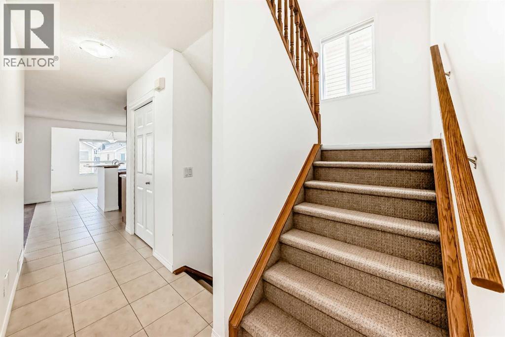 54 Royal Elm Road NW - 16
