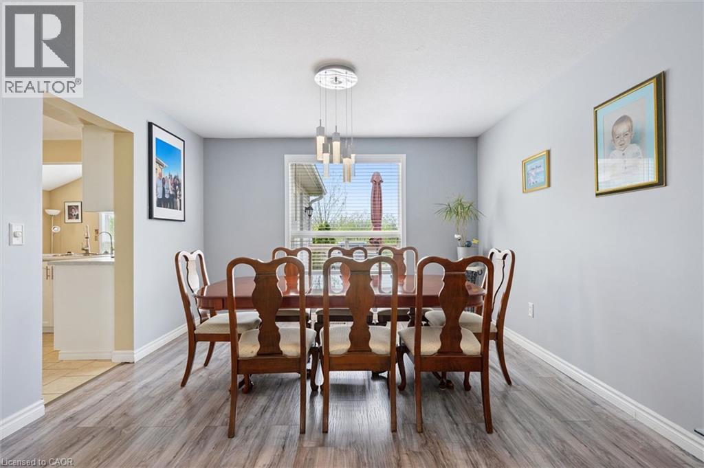 24 BUCKTHORN Crescent - 9